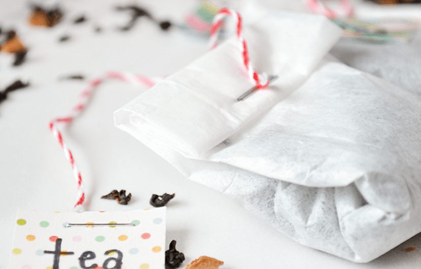 ساخت چای کیسه‌ای در خانه به چند روش متفاوت